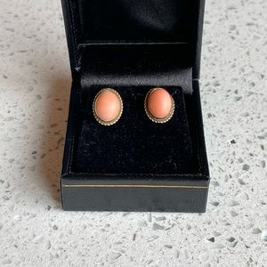 Vintage 14k P150 gold and coral stud earrings